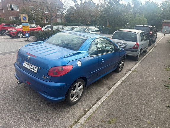 Peugeot 206 CC 3 of 4