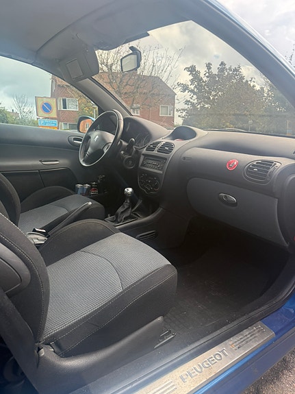Peugeot 206 CC 4 of 4