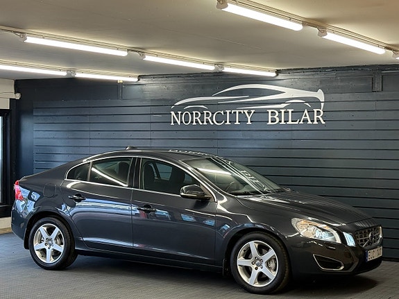 Volvo S60 6 of 12