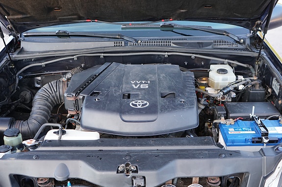 Toyota Land Cruiser 21 of 24