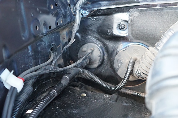 Toyota Land Cruiser 22 of 24