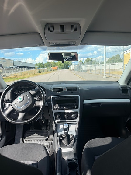 Skoda Octavia 8 of 10