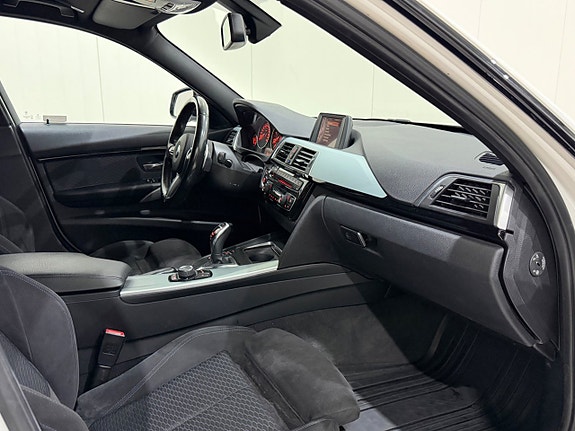 BMW 320d 13 of 18