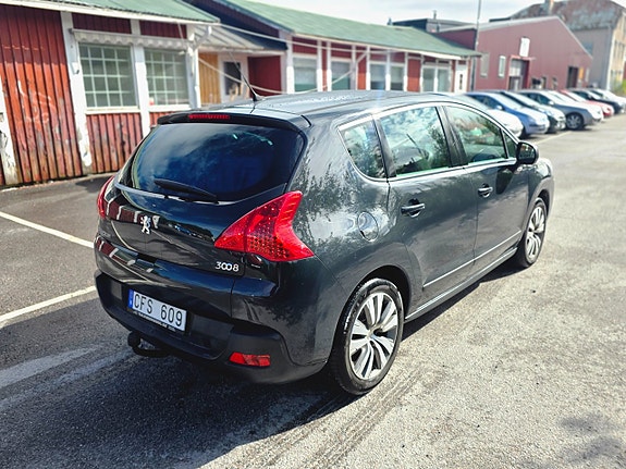 Peugeot 3008 8 of 23