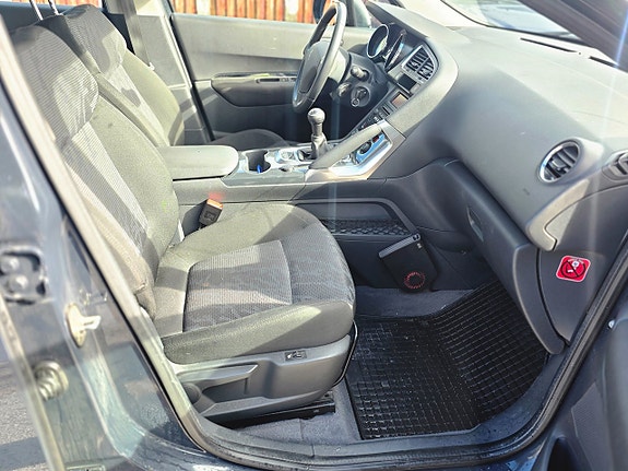 Peugeot 3008 17 of 23