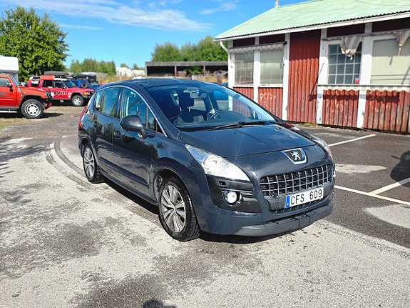Peugeot 3008 2 of 23