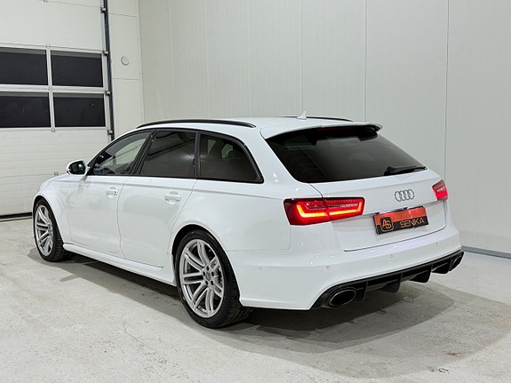 Audi RS6 3 of 25