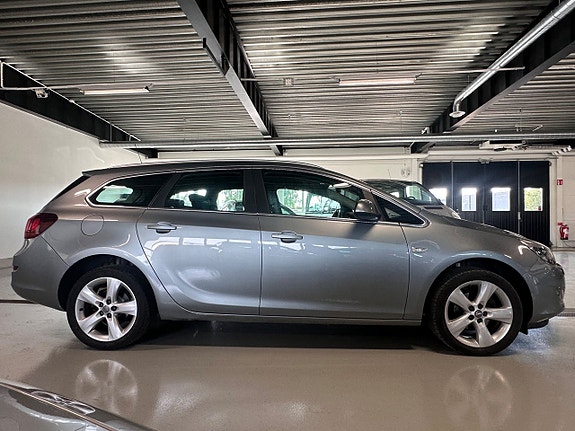 Opel Astra 6 of 9
