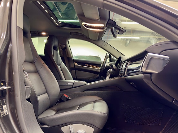 Porsche Panamera S 16 of 23