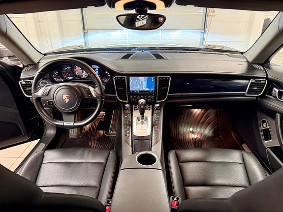 Porsche Panamera S 11 of 23