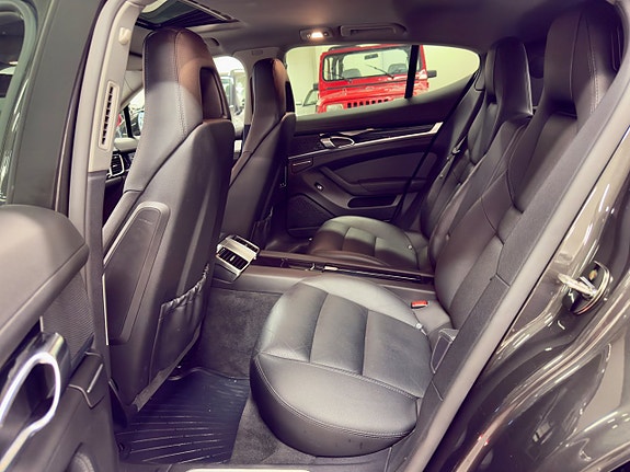 Porsche Panamera S 14 of 23