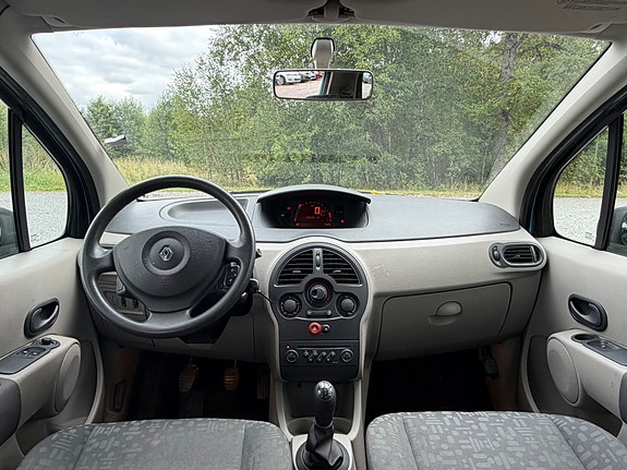 Renault Modus 12 of 18