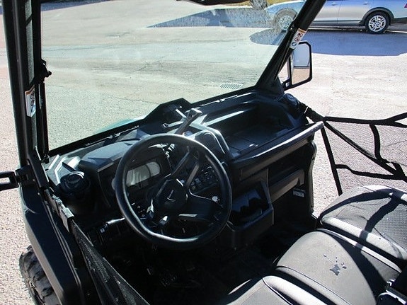 BRP Can-am Traxter HD7 4 of 5