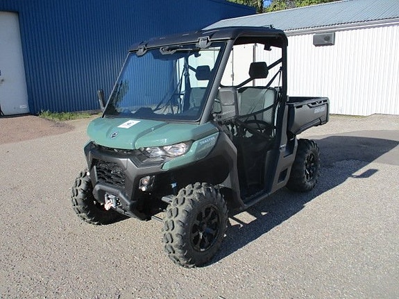 BRP Can-am Traxter HD7 2 of 5