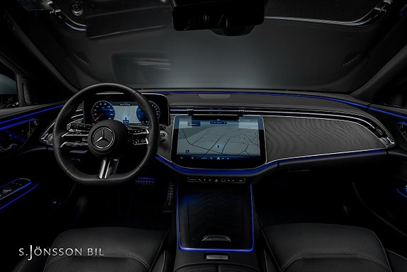 Mercedes-Benz E300 e 16 of 21