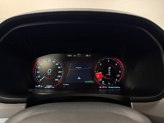 Volvo S90 15 of 21