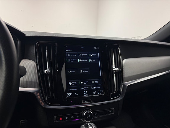 Volvo S90 17 of 21