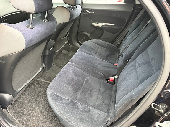Honda Civic 7 of 8