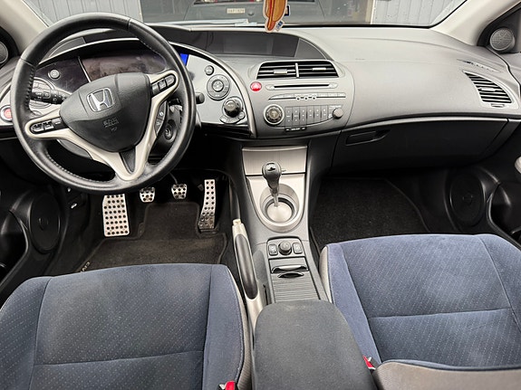 Honda Civic 8 of 8