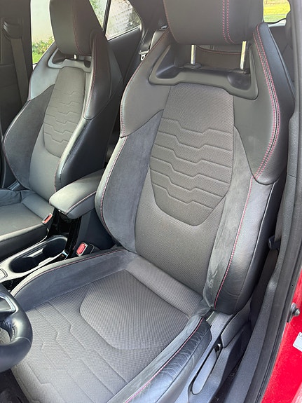 Toyota Corolla 7 of 11