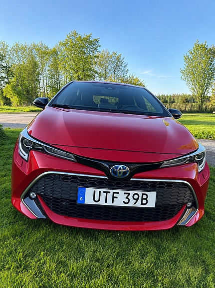 Toyota Corolla 2 of 11