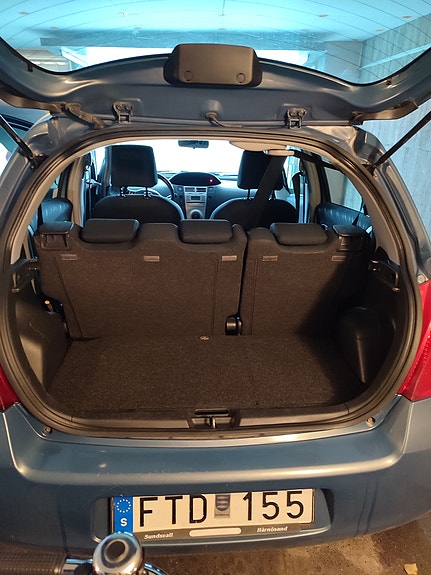 Toyota Yaris 20 of 26