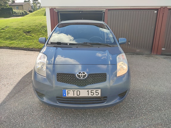 Toyota Yaris 10 of 26