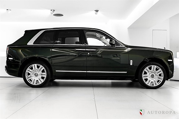 Rolls Royce Cullinan 3 of 10