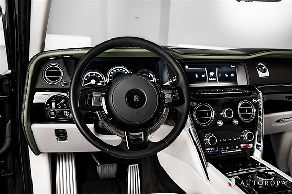 Rolls Royce Cullinan 7 of 10