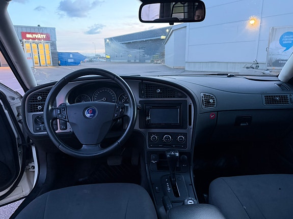Saab 9-5 10 of 14