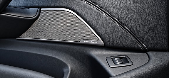 BMW 540i 16 of 20