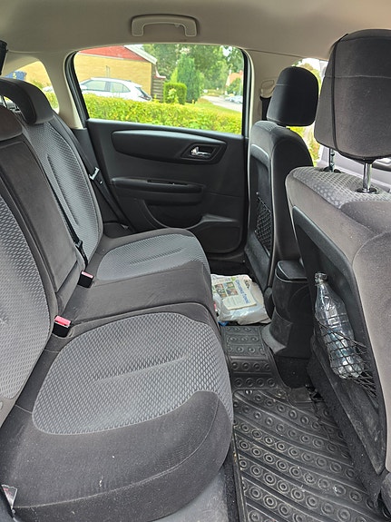 Citroen C4 10 of 11