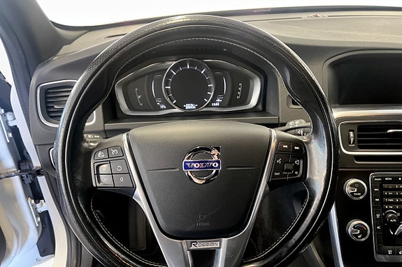 Volvo V60 7 of 9