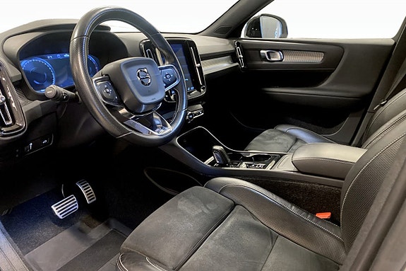 Volvo XC40 6 of 11