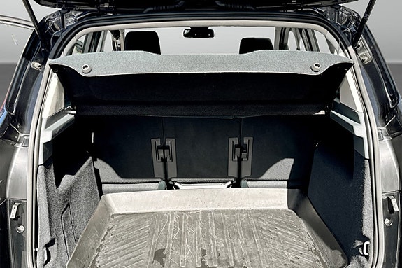 Ford C-Max 9 of 9