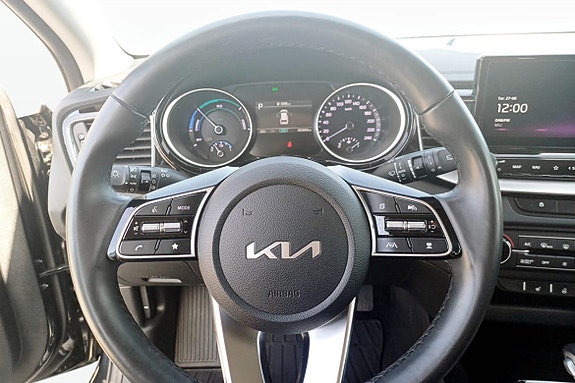 Kia Ceed 14 of 18