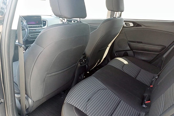 Kia Ceed 15 of 18