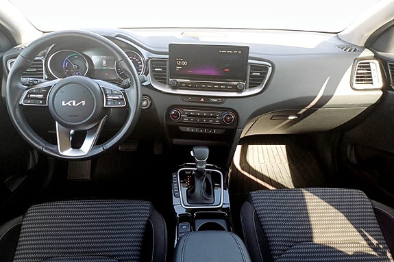 Kia Ceed 8 of 18
