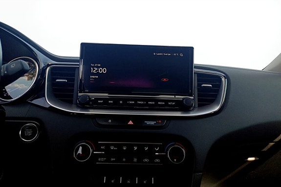 Kia Ceed 12 of 18