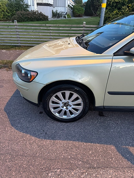 Volvo S40 11 of 17
