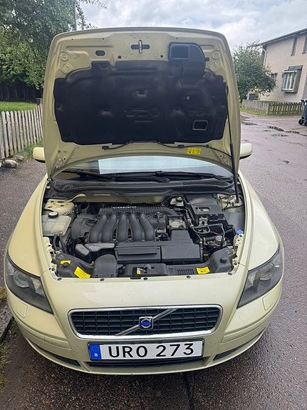 Volvo S40 12 of 17
