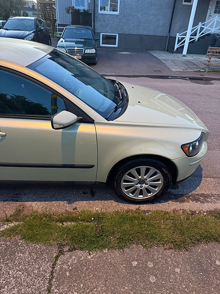 Volvo S40 8 of 17