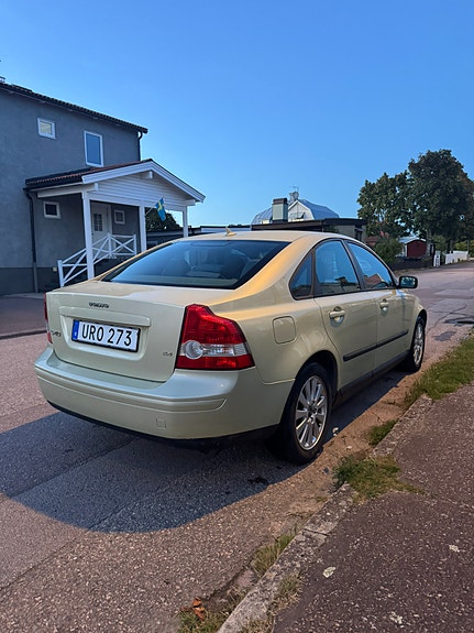 Volvo S40 5 of 17