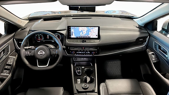 Nissan X-Trail 4 of 13