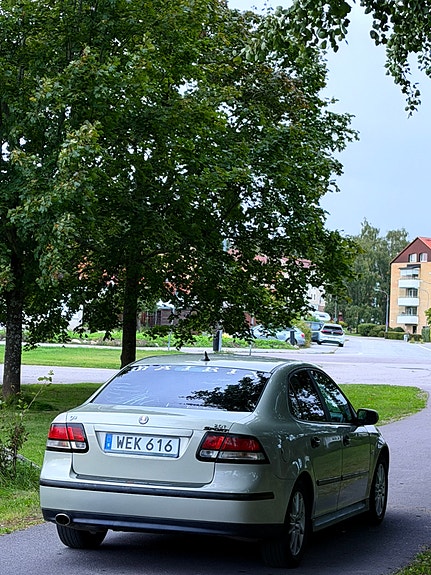 Saab 9-3 2 of 6