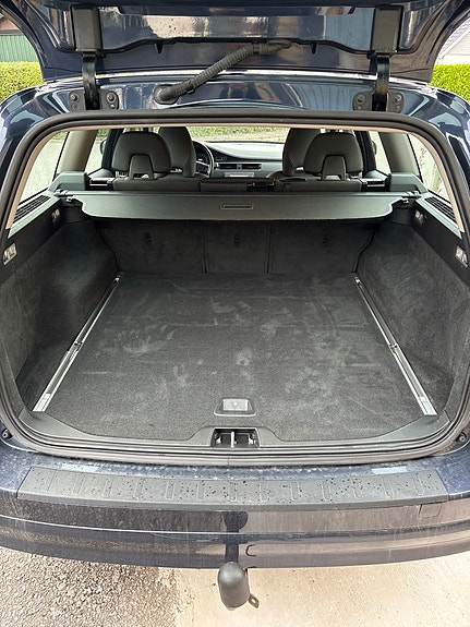 Volvo V70 10 of 11