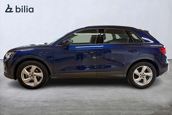 Audi Q3 3 of 22