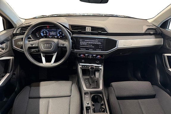 Audi Q3 8 of 22