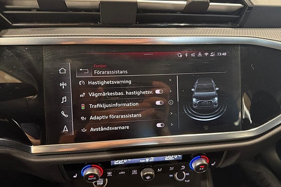 Audi Q3 19 of 22