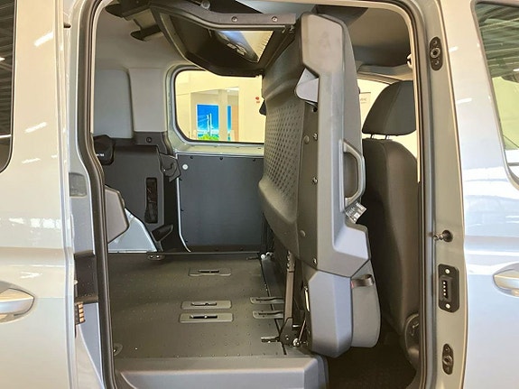 Volkswagen Caddy 15 of 18